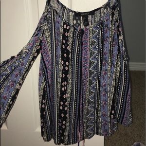 cut out shoulder shirt